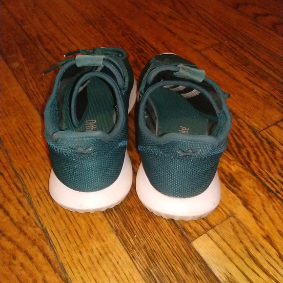 2 for 30 Adidas Turbulence Sneakers - Picture 5 of 9